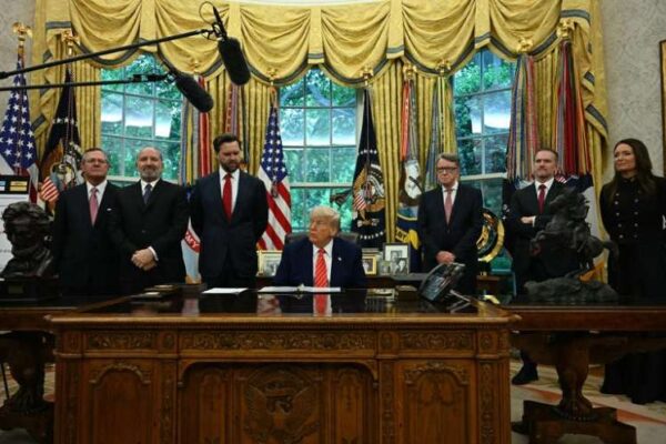 US-UK trade pact signed