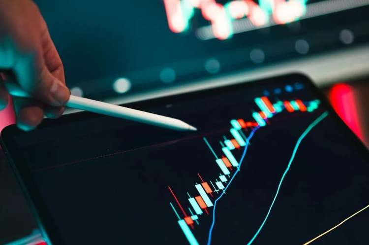 rising bond yields trigger crisis