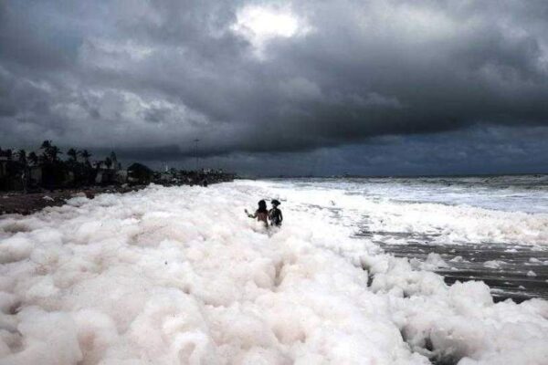 Concern over toxic foam at Marina Beach