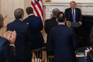 US Supreme Court blocks Trump tariffs