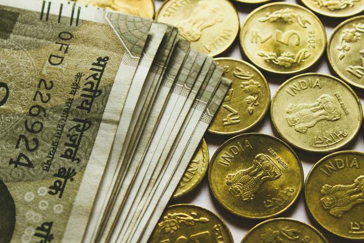 India’s fiscal deficit rises