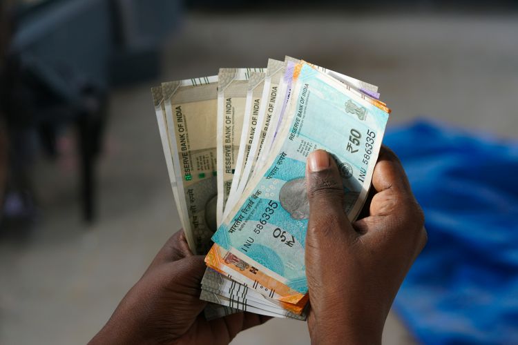 social registries, cash transfers to women