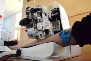 Robotic blood draw devices