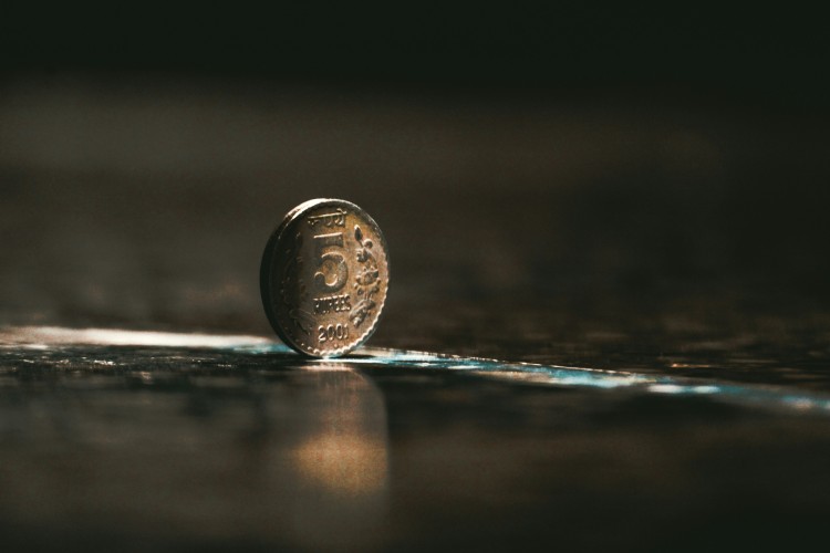 rupee trade