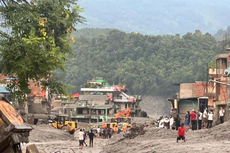 Himalayan floods and global warming